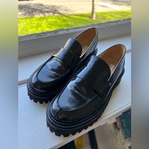 SOLD - H&M Chunky Leather Loafers - Picture 6 of 8